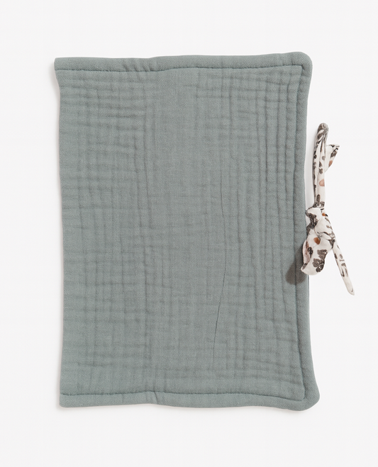 PROTEGE CARNET DE SANTE VERT