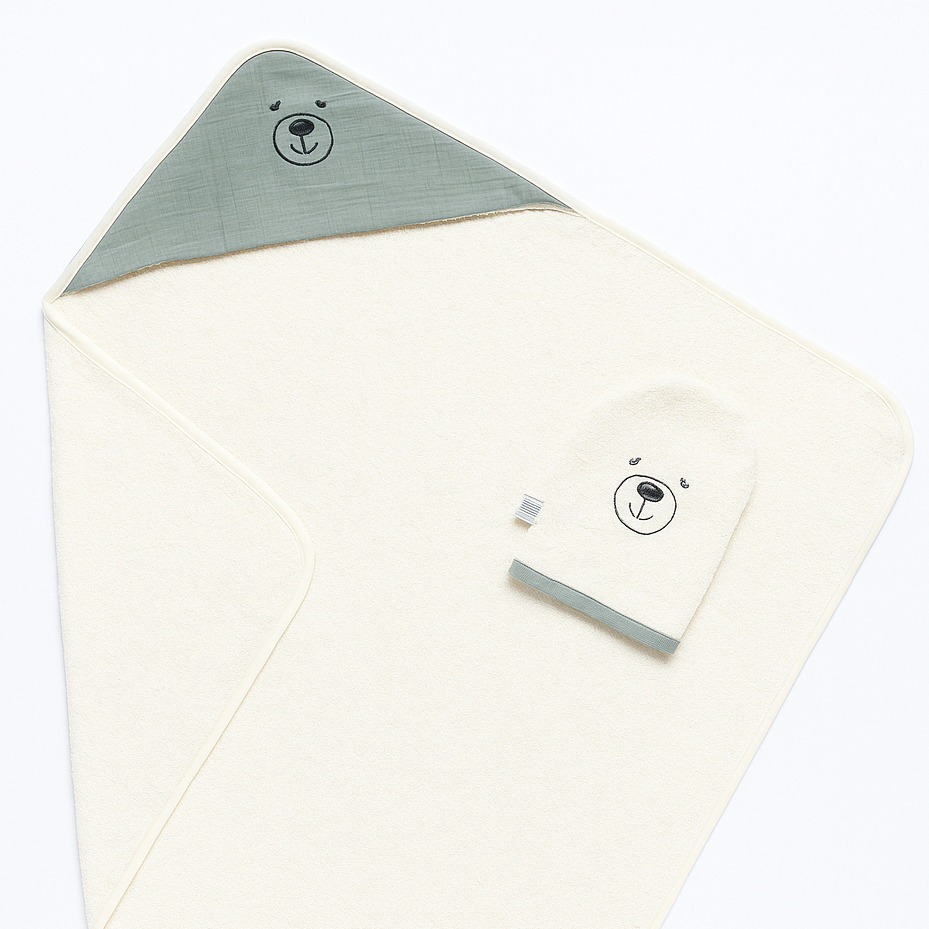 CAPE DE BAIN VERTE BRODEE OURS AVEC SON GANT ASSORTI