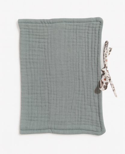 PROTEGE CARNET DE SANTE VERT