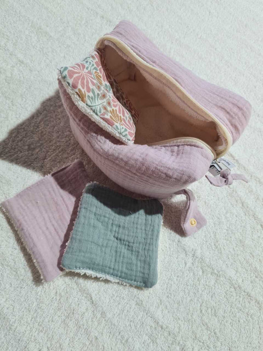 TROUSSE DE TOILETTE PLIABLE ROSE