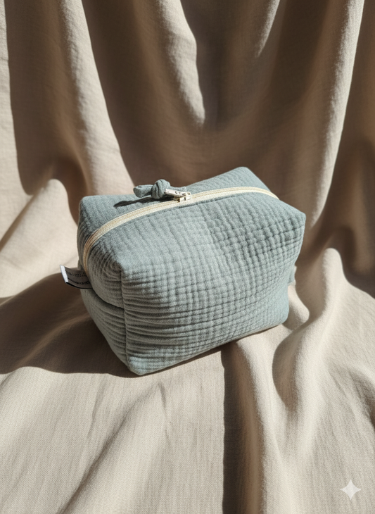 TROUSSE DE TOILETTE PLIABLE VERTE